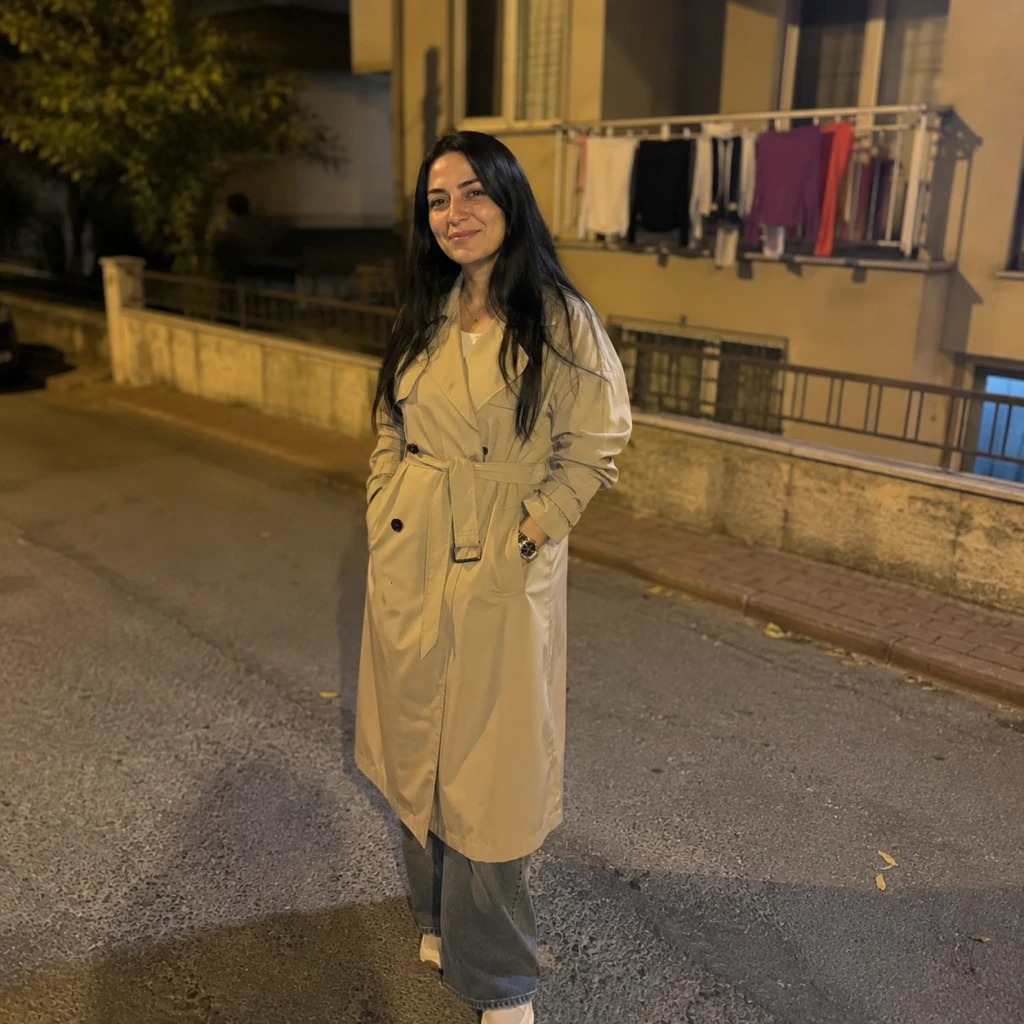 Defne Esra